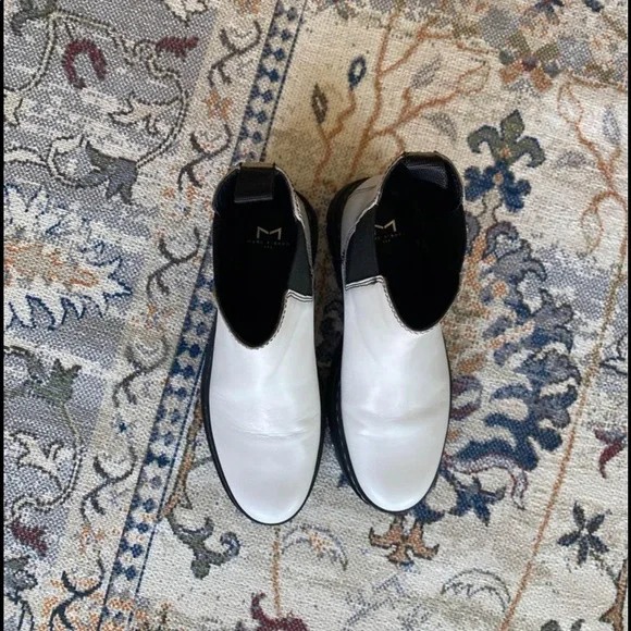 Women’s 8.5 Marc fisher White Platform Boots - Picture 2 of 10